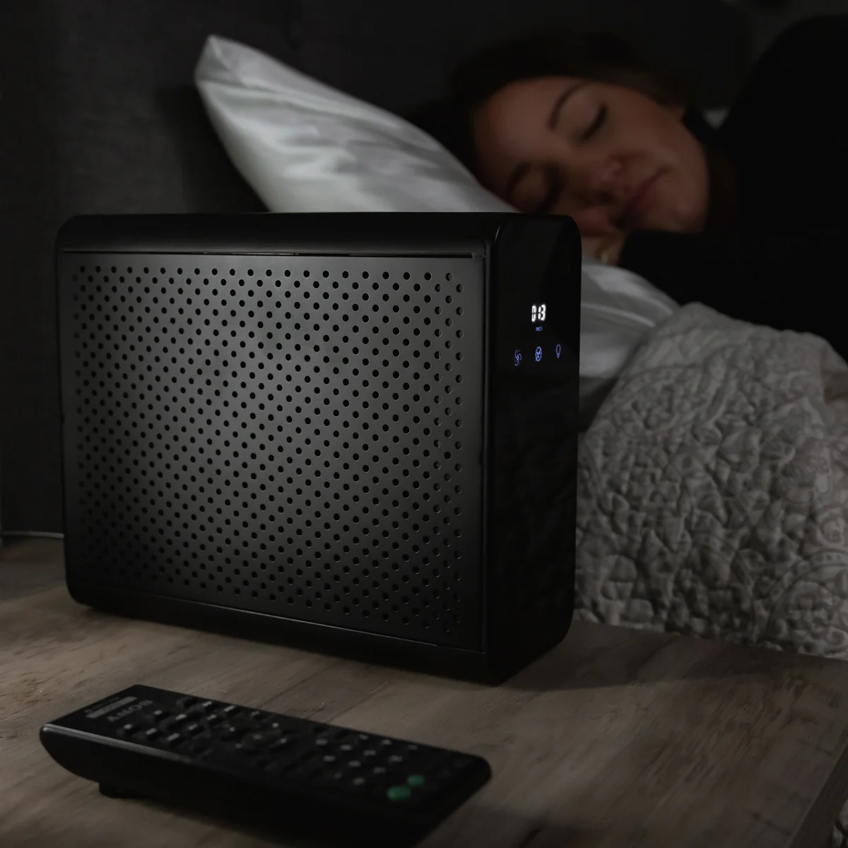 CleanLight Air XL | UV-C Light Kills 99.99% of Airborne Germs | 550 SQ FT area - Image 5