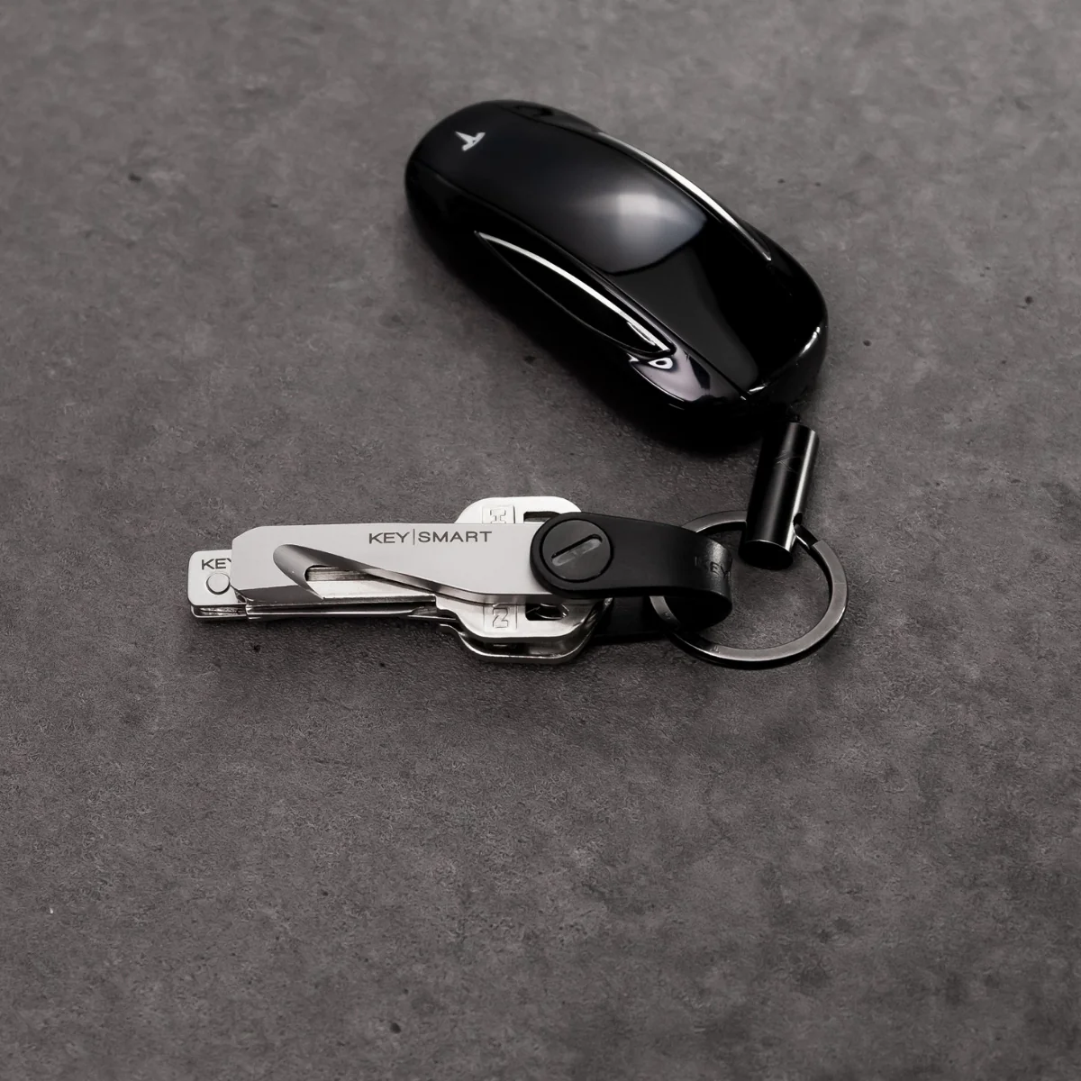 KeySmart® Mini | Holds Up to 5 Keys Plus Car Key Fob | Save Pocket Space - Image 7