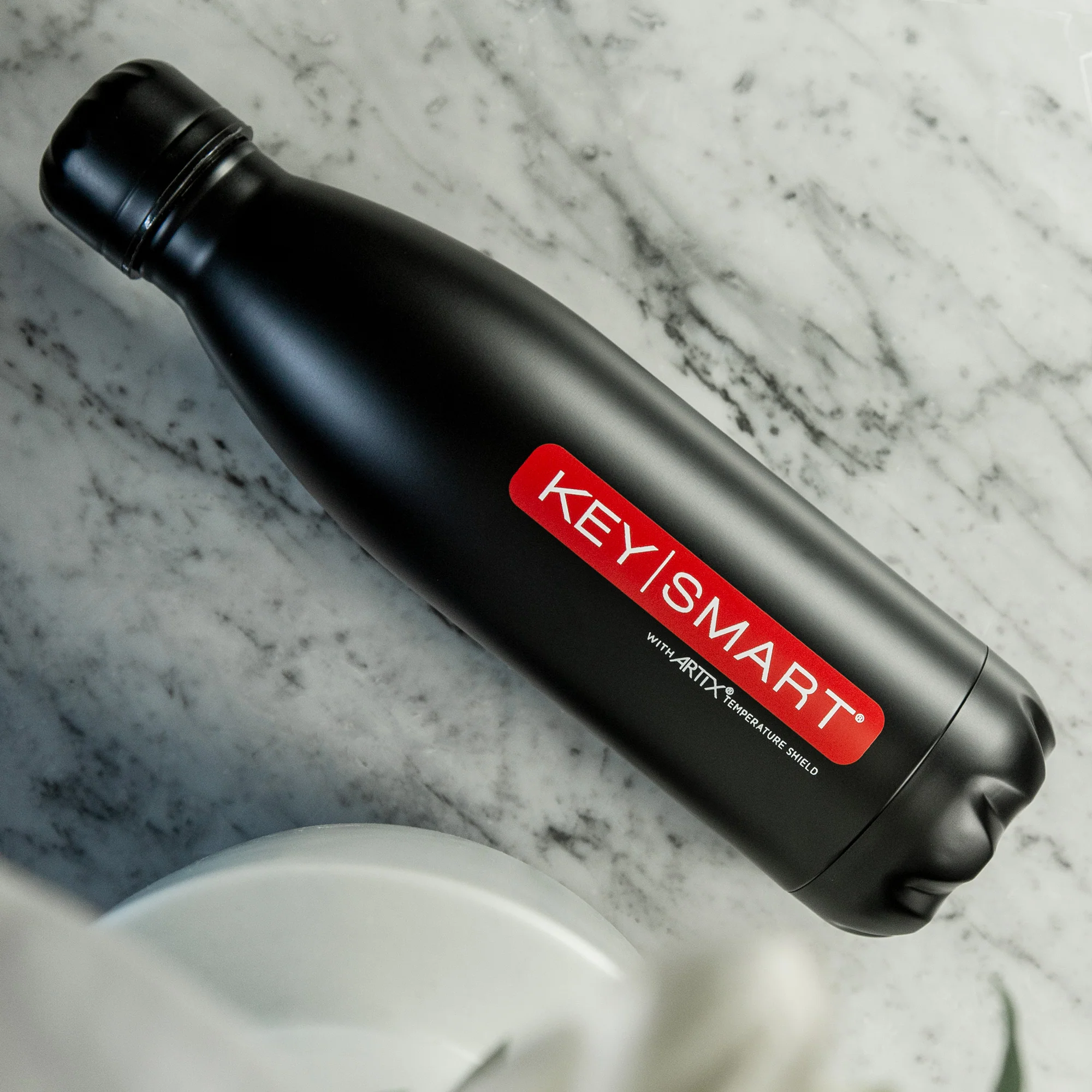 KeySmart® Stainless Steel Water Bottle | Artix® Temperature Shield | Cold 24 Hours | Hot 12 Hours - Image 3